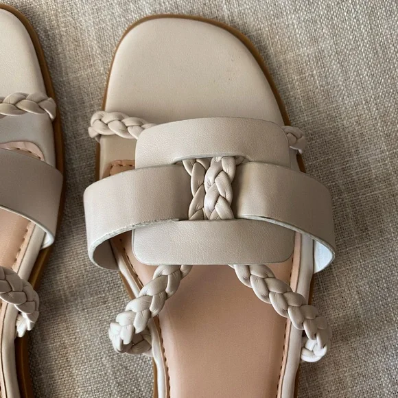 Bamboo Women's Cream Colored Sandals - Picture 2 of 3